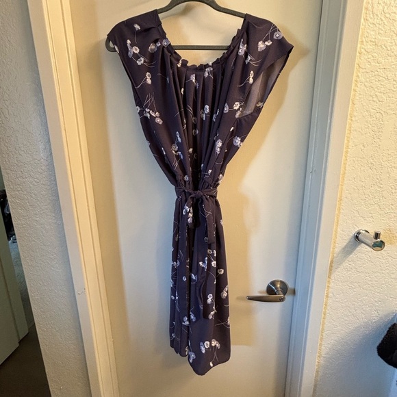 LC Lauren Conrad Purple Floral Casual Dress - Picture 5 of 5